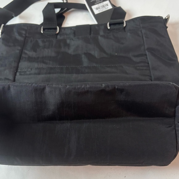 NWT Baggallini All Set 3-in-1 Tote Backpack RFID Travel Bag Black Crossbody New - Picture 4 of 13